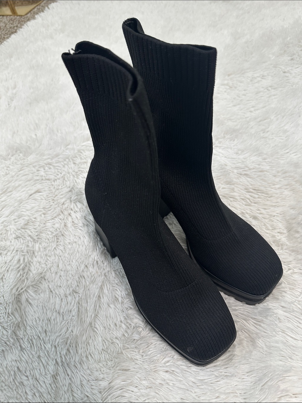  Forever 21 Stretch Fit Pull On Calf High Platform Boots